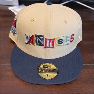 New Era Yankees Beige and Navy Cap